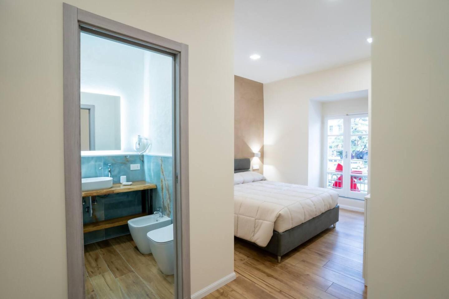 Blue Dream Suites Salerno Dış mekan fotoğraf